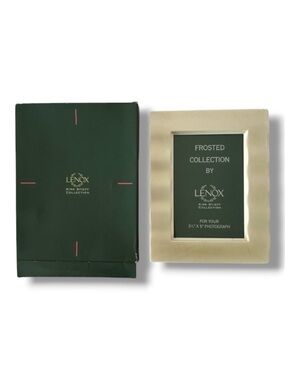 Vintage Lenox Eternal Wave Frosted 3.5” x 5” Picture Frame - NWT